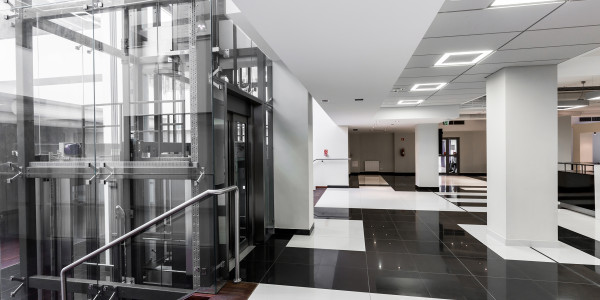 Proyectos de Rehabilitaciones en Hospitalet de Llobregat · Instalación de Ascensores